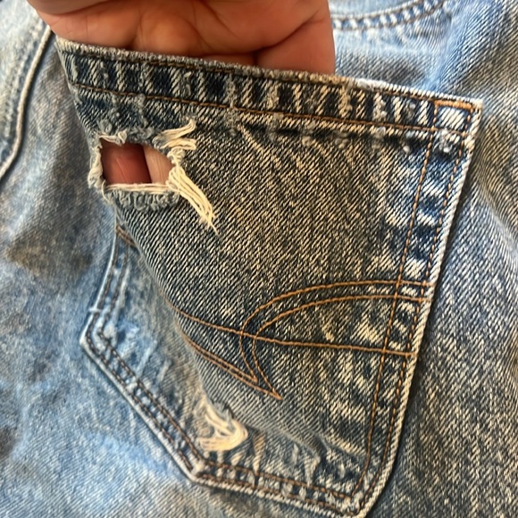 American Eagle Curvy Mom Jean High Waist Distressed Tapered Leg Acid Jeans 6 - Picture 11 of 12